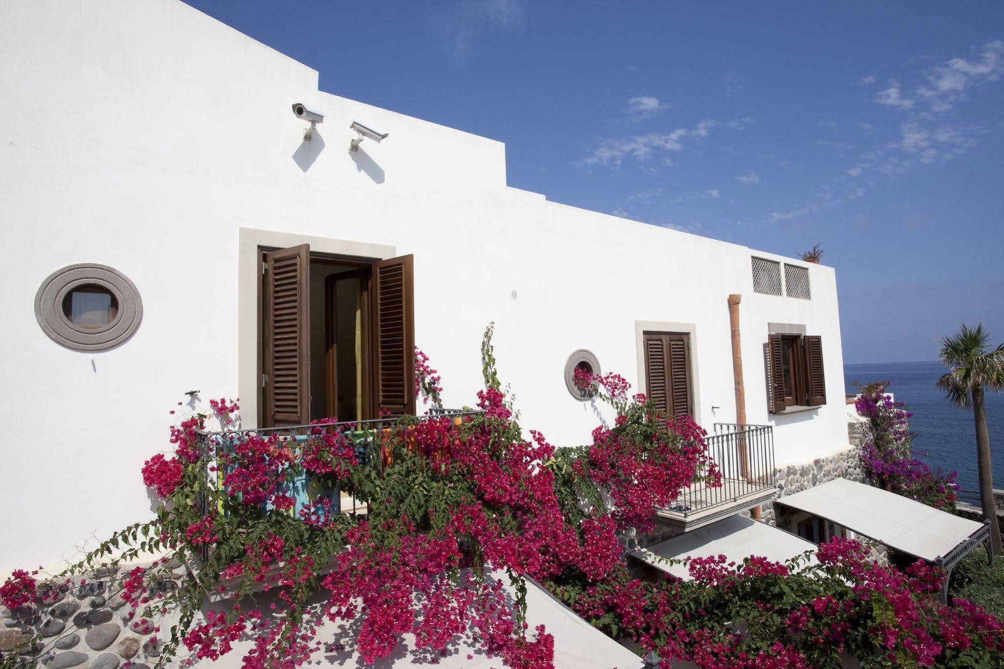 Hotel Residence Acquacalda ليباري المظهر الخارجي الصورة